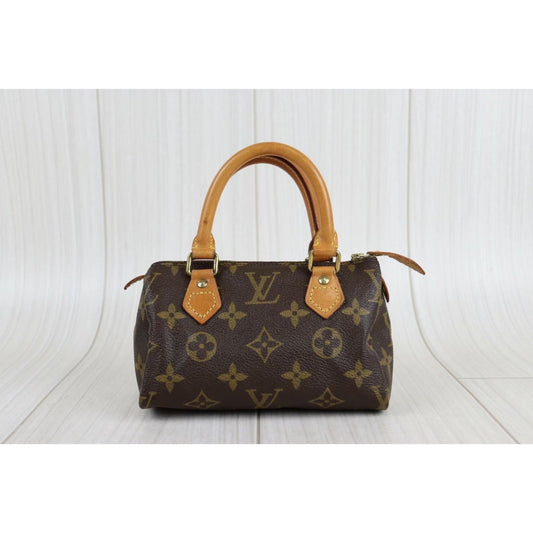 Rank AB ｜ LV Monogram Mini Speedy Handbag ｜22111403