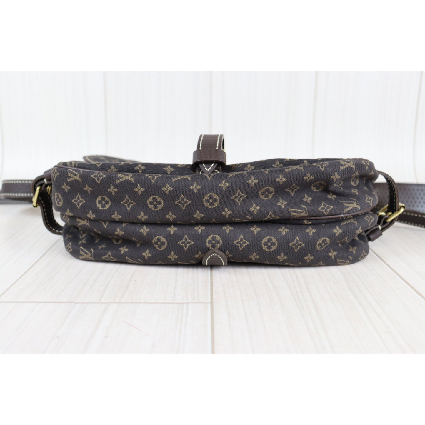 Rank A ｜ LV Pre-owned Monogram Saumur 30 Crossbody bag｜083109