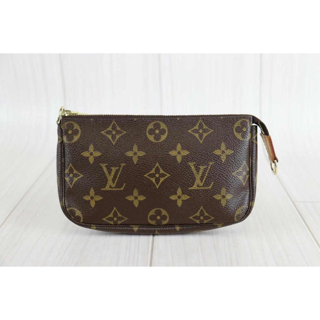 Rank A ｜ LV Monogram Pochette Accessoires ｜22112204