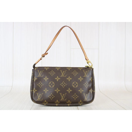 Rank A ｜ LV Monogram Pochette Accessoires ｜051002