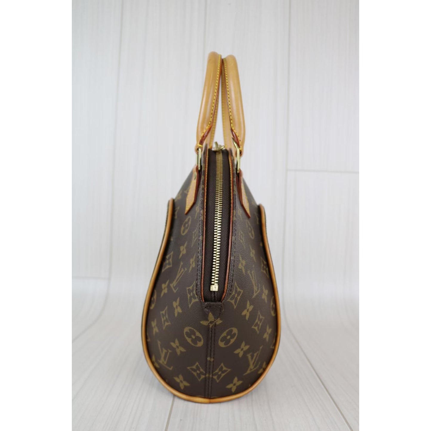 Rank A ｜ LV Monogram Ellipse PM ｜061408