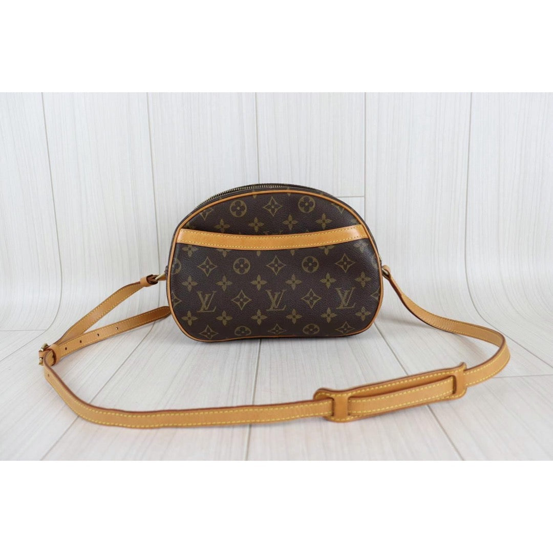 Rank AB ｜LV Monogram Blower Shoulder Bag｜22120208