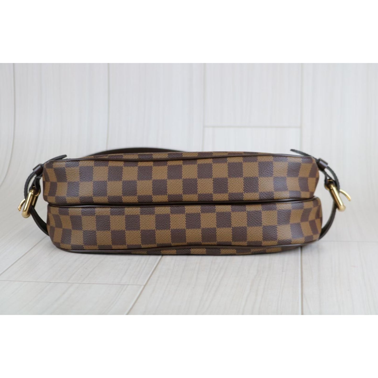 Rank SA ｜ LV Damier Shoulder Bag ｜031912