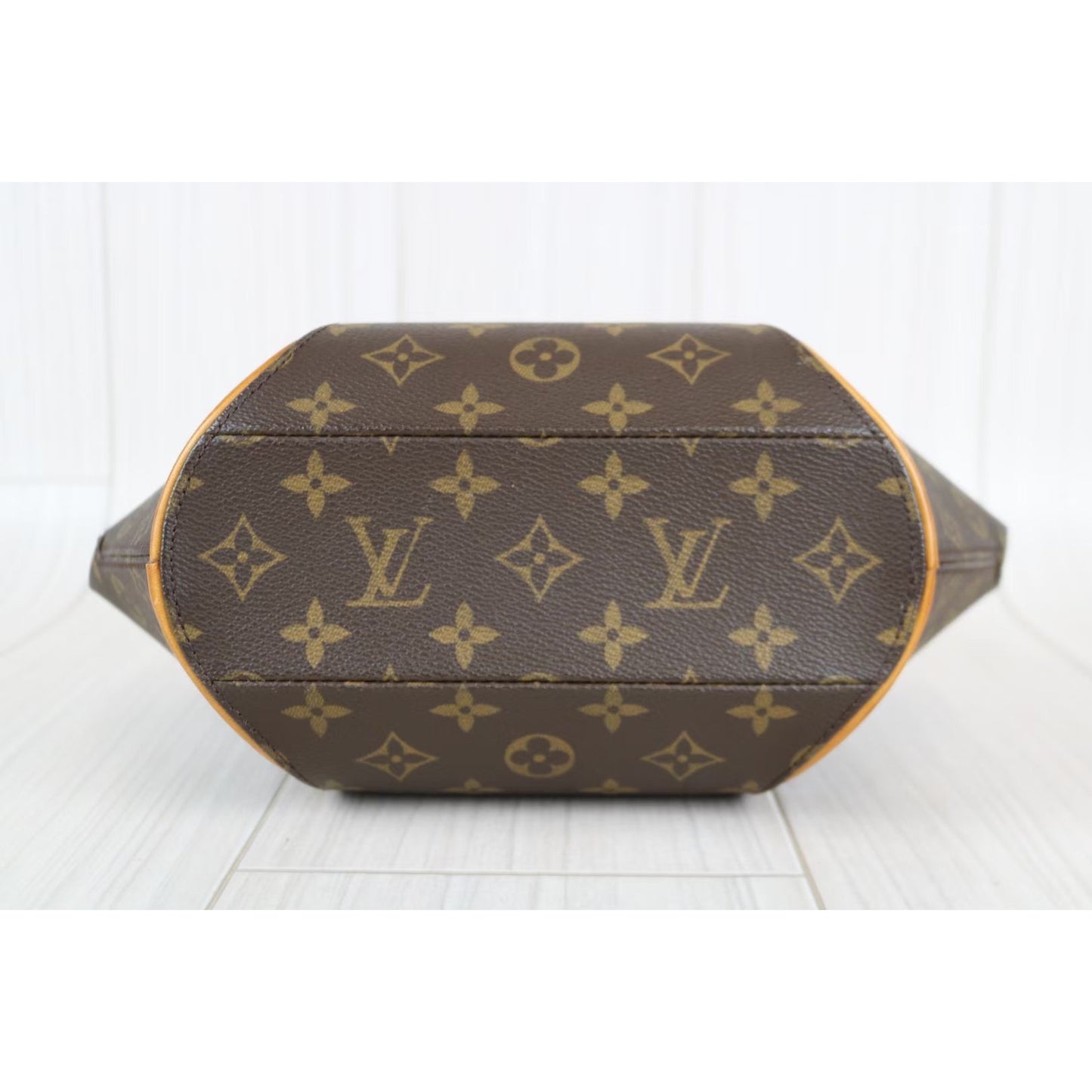 Rank A ｜ LV Monogram Ellipse PM ｜061408