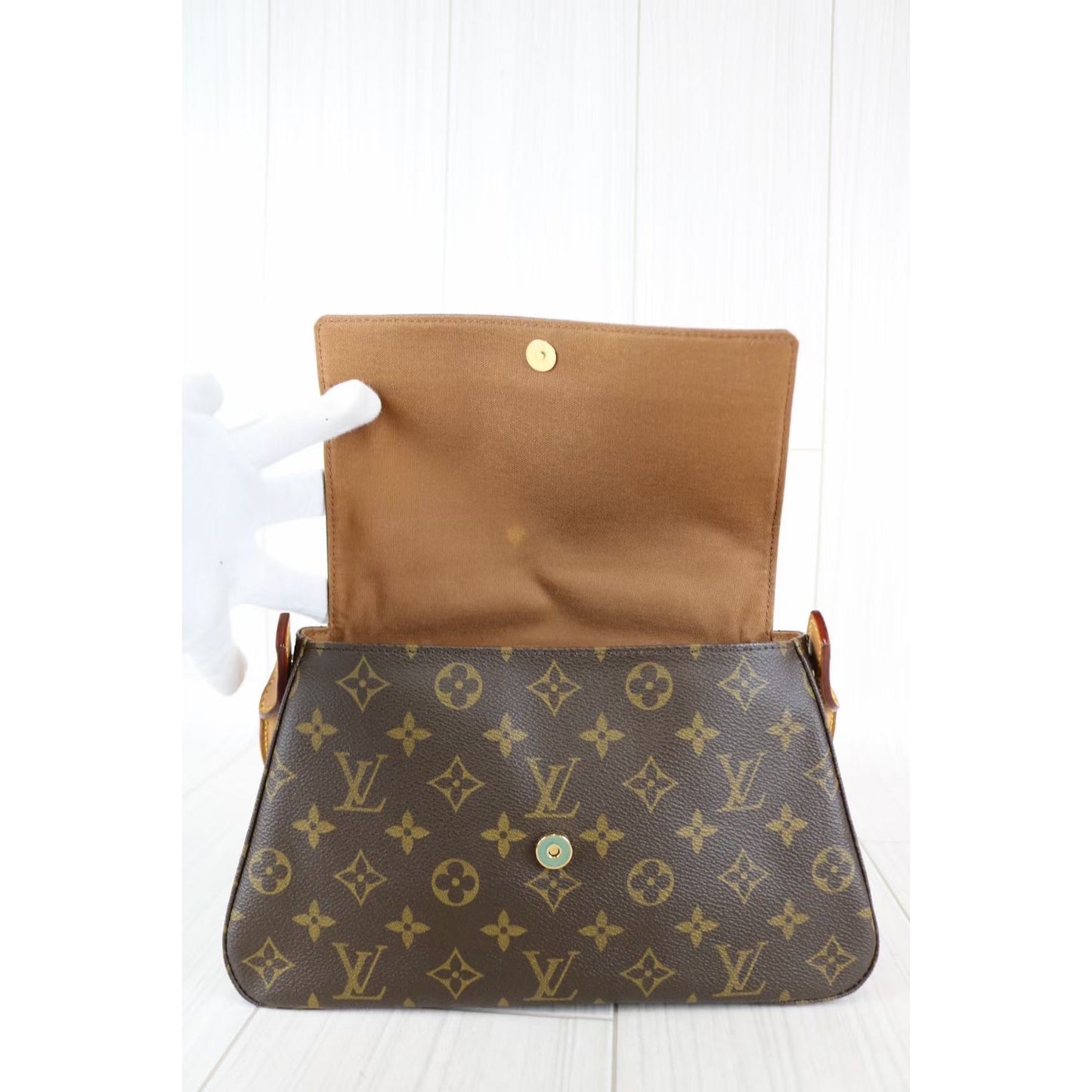 Rank A ｜ LV Monogram Mini Looping Shoulder Bag ｜062009