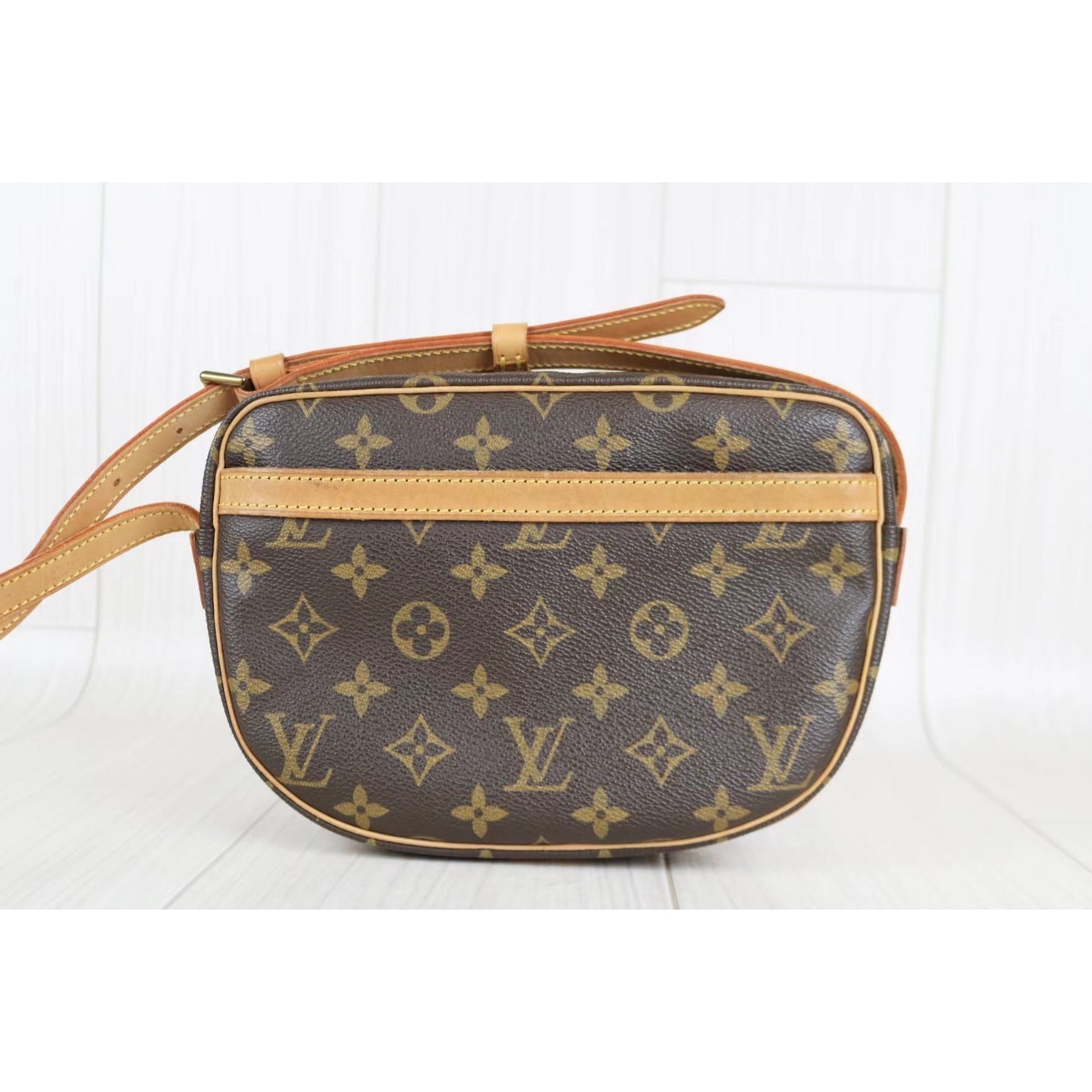 Rank A｜ LV Monogram Shoulder Bag ｜ 062704