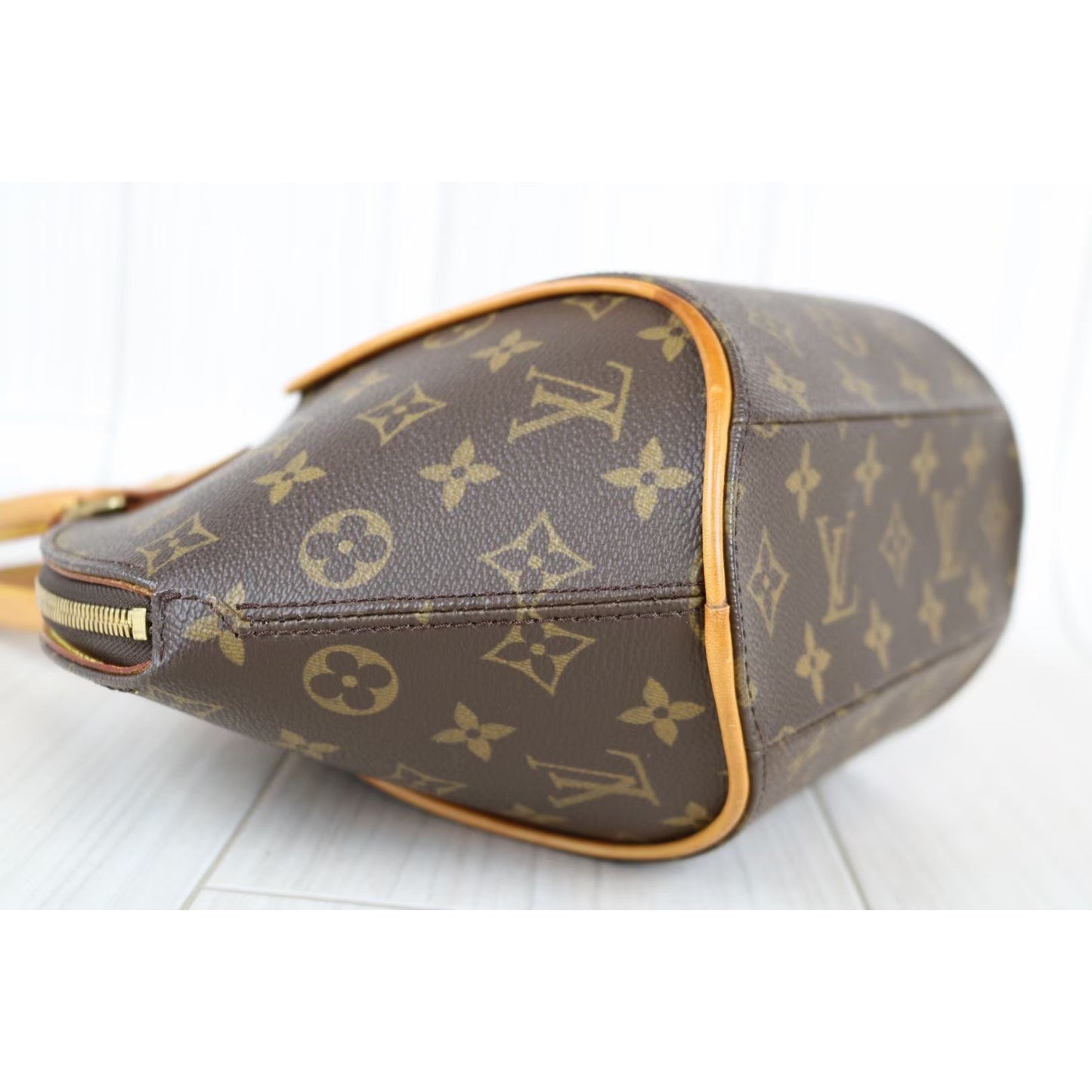 Rank A ｜ LV Monogram Ellipse PM ｜061408