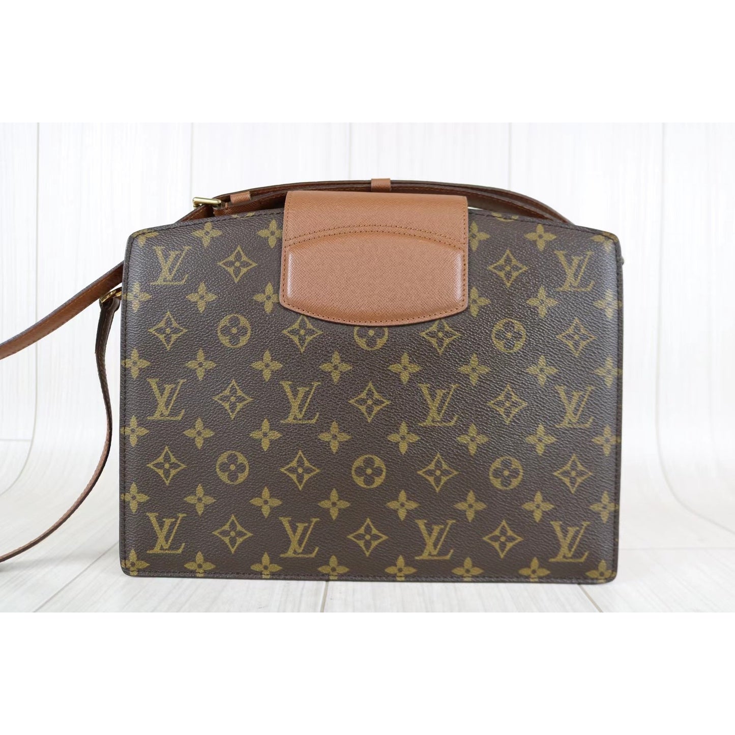 Rank A ｜ LV Monogram Courcelles Shoulder bag ｜101412