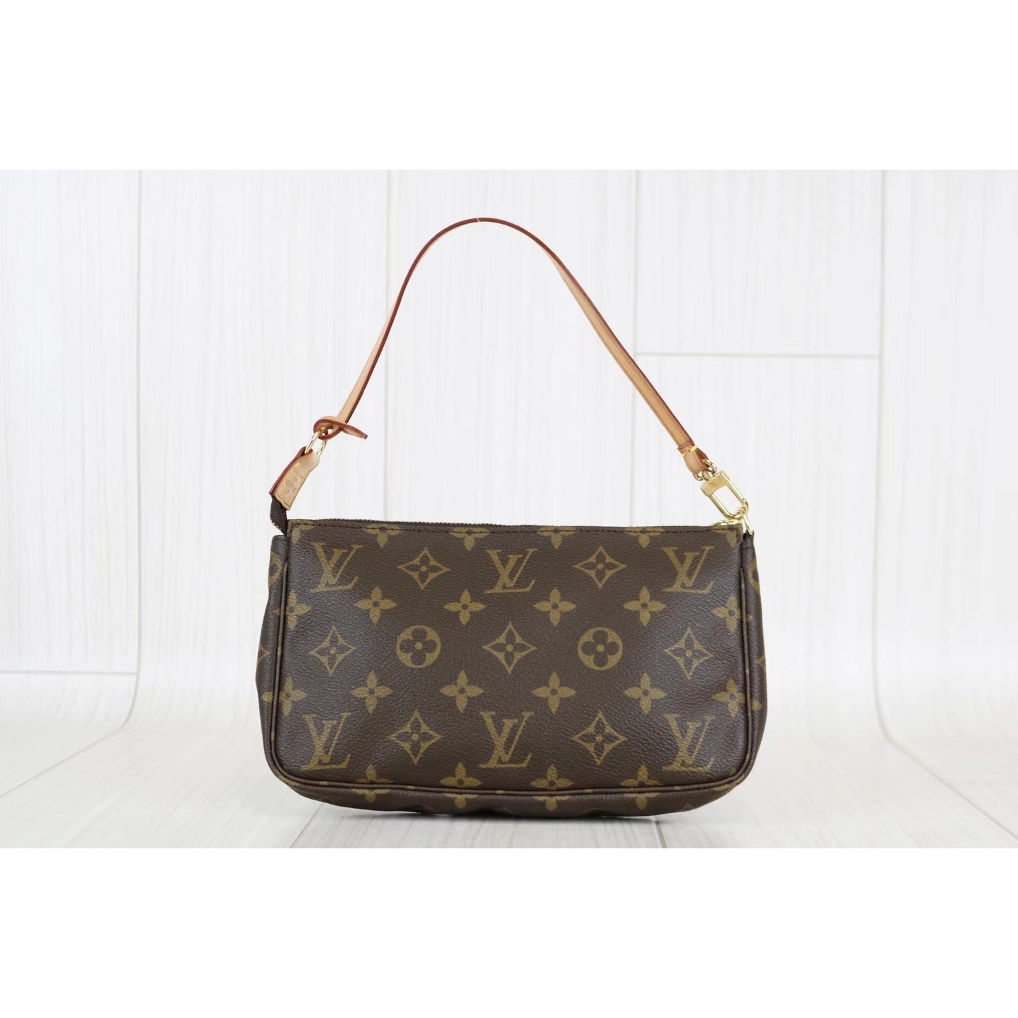 Rank SA ｜ LV Monogram Pochette Accessoires ｜062904