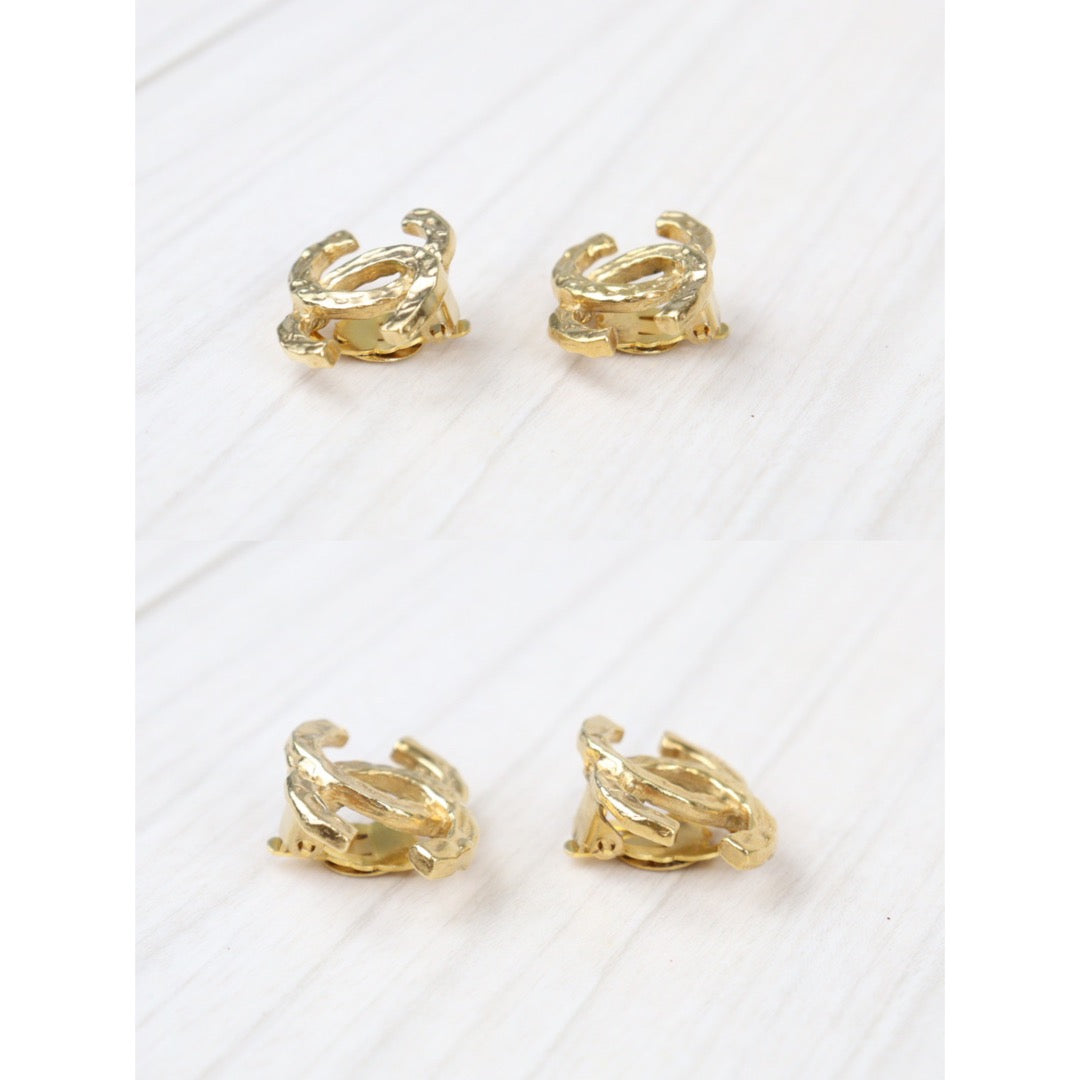 Rank A ｜CHANEL COCO Vintage Earrings ｜23041401