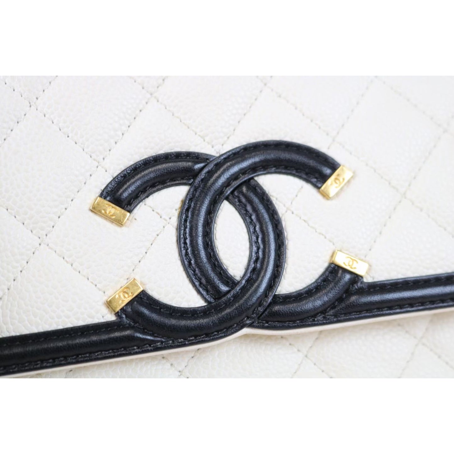 Rank A ｜ CHANEL Caviar Skin Shoulder Bag ｜052715