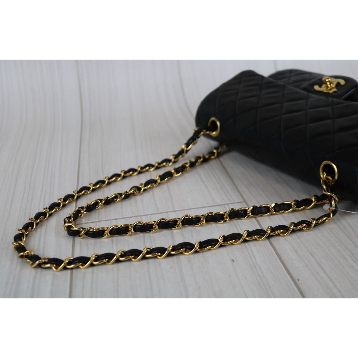 Rank A ｜ CHANEL Matrasse Lamb Skin Double Flap Double Chain Bag ｜061014