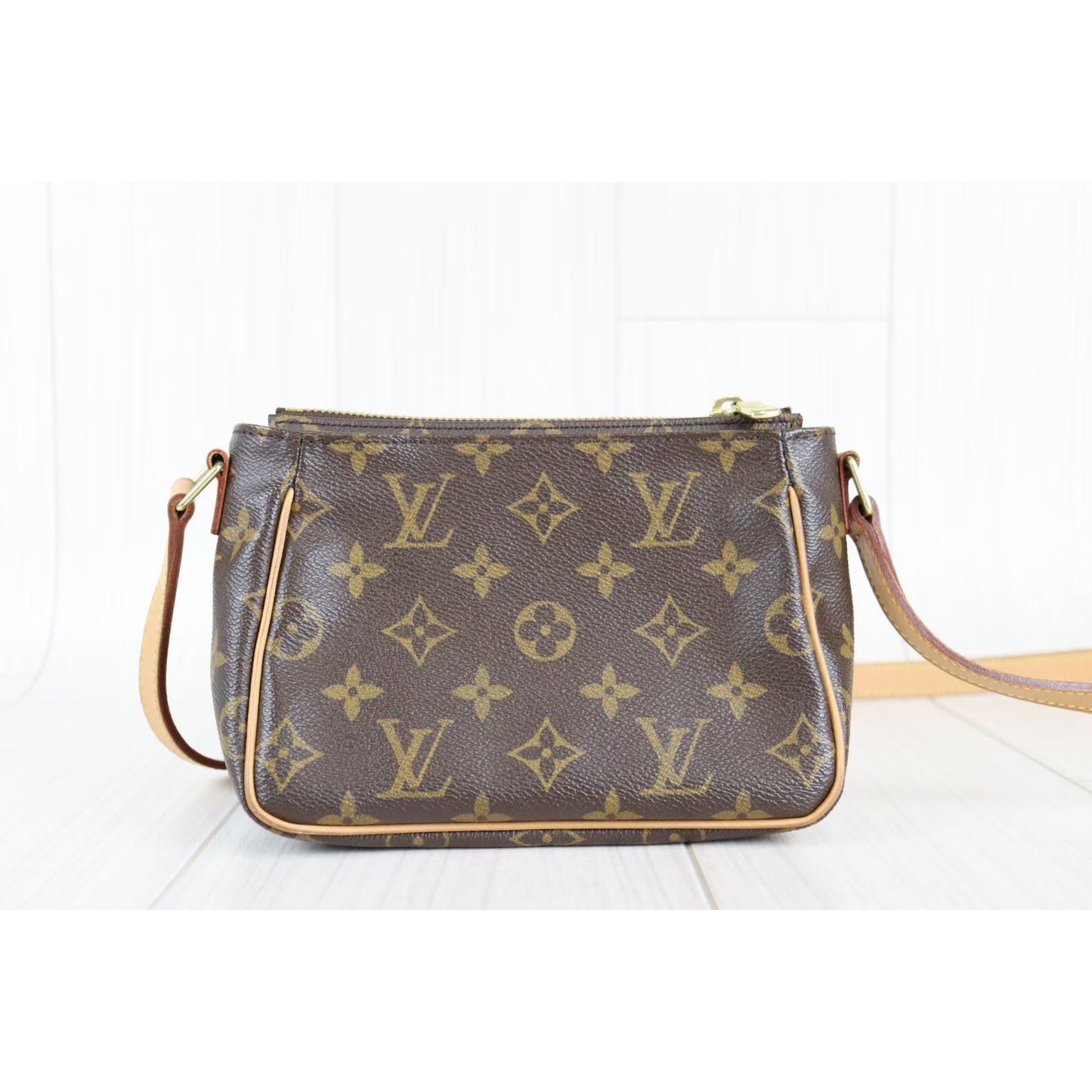 Rank A ｜ LV Monogram Viva cite PM Shoulder Bag ｜073112