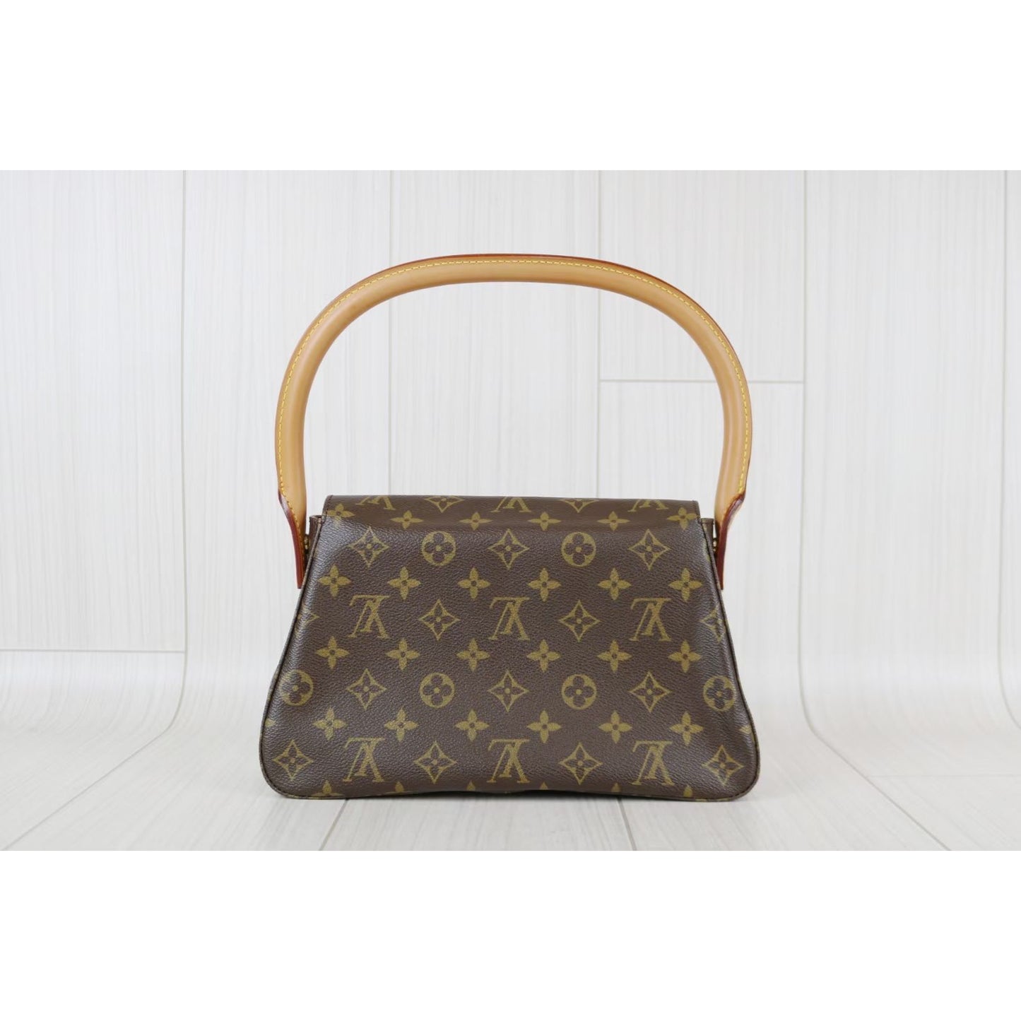 Rank A ｜ LV Monogram Mini Looping Shoulder Bag ｜062009