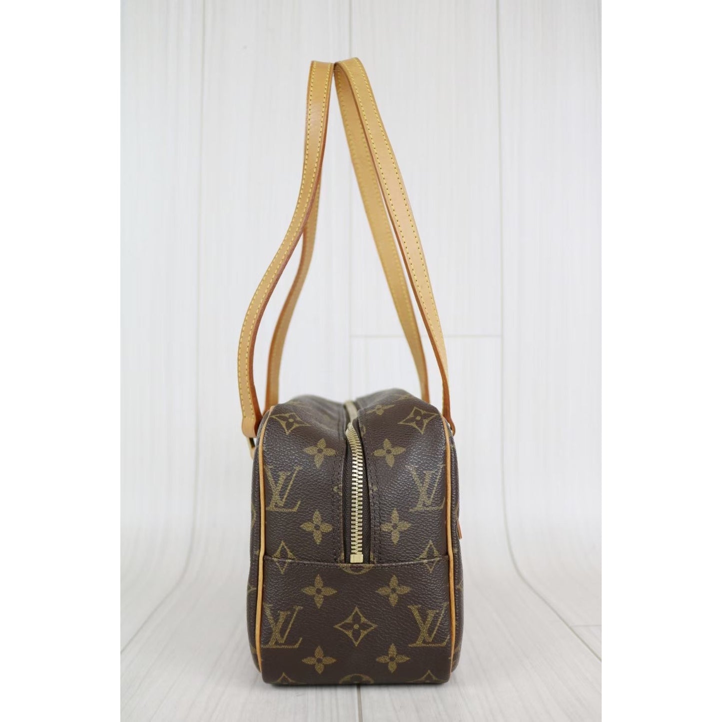 Rank A ｜ LV Monogram Cite MM Shoulder Bag｜031707