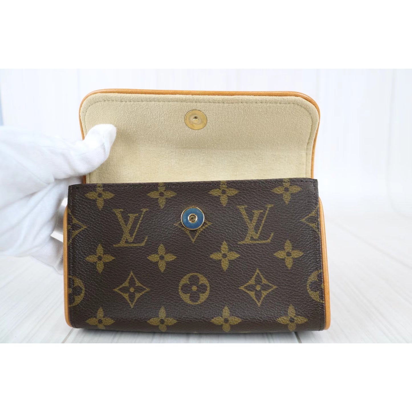 Rank A ｜ LV Monogram Pochette Florentine Waist Bag XS｜052301