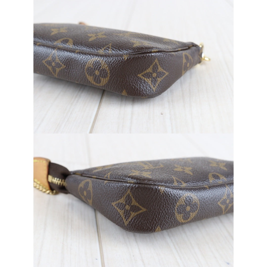 Rank AB ｜ LV Monogram Mini Pochette Accessoir ｜23021716