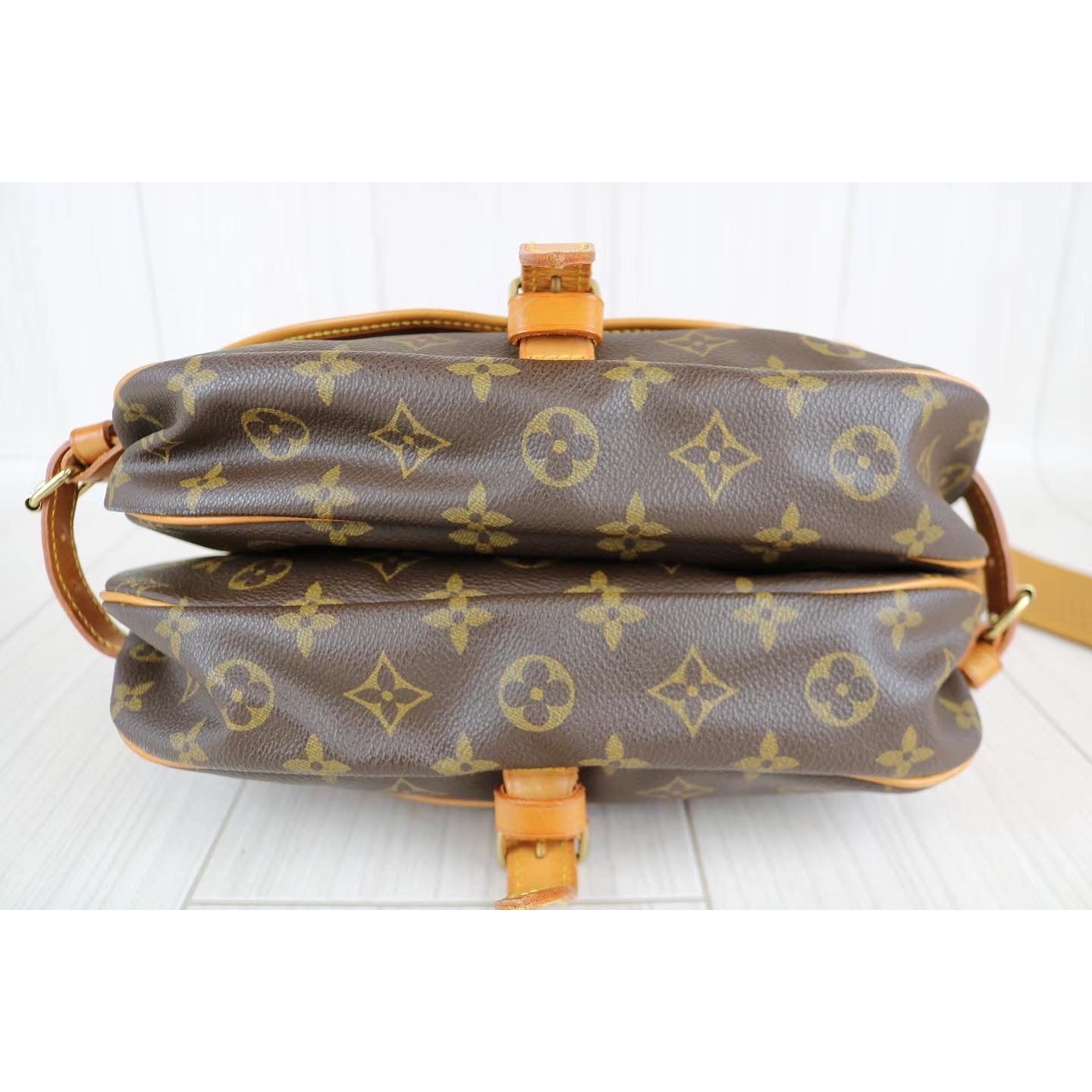 Lv discount saumur mm