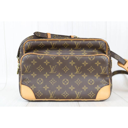 Rank A ｜LV Monogram Nyle Shoulder Bag ｜021201