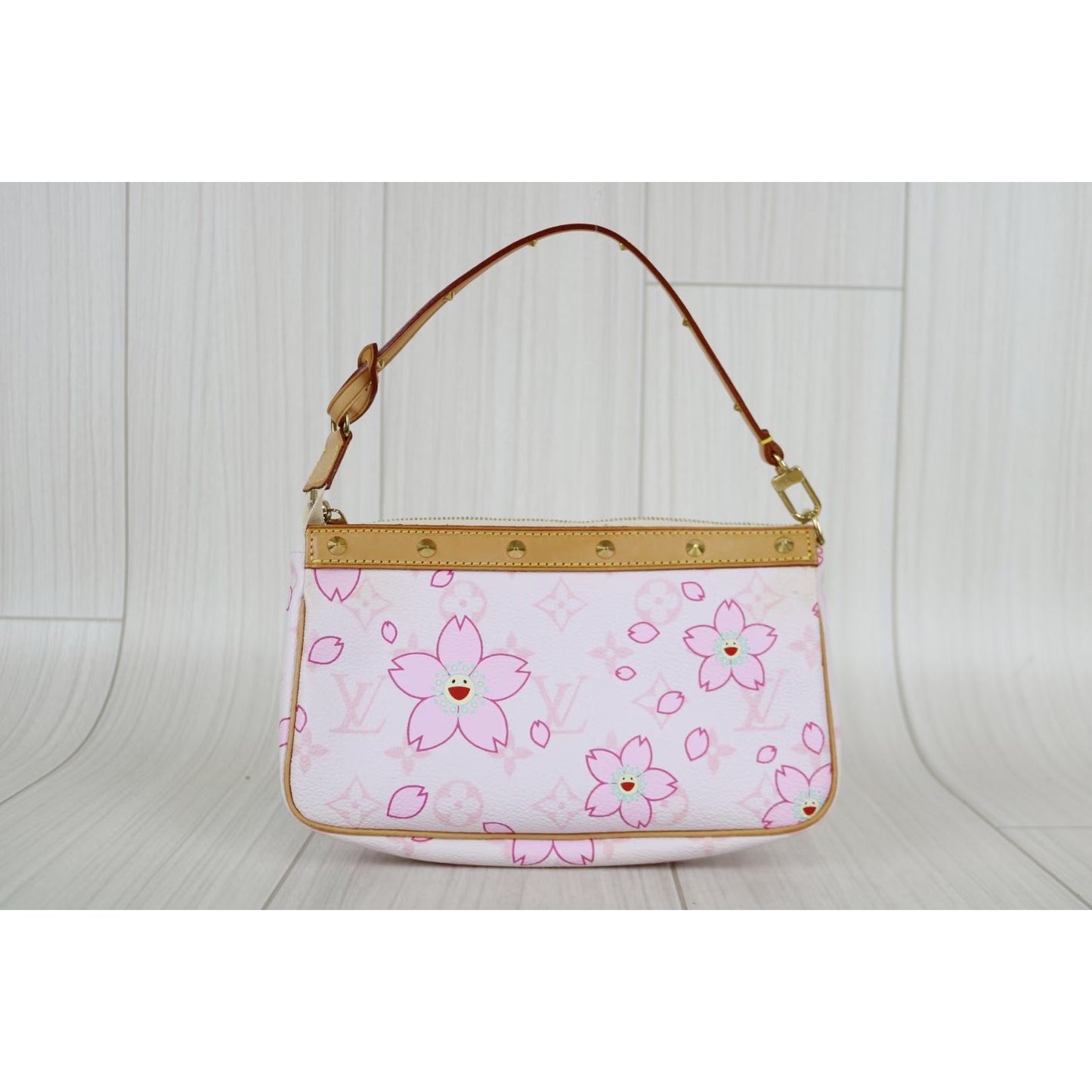 Rank SA ｜ LV Takashi Murakam Sakura Monogram Pochette Accessoires ｜ 031402