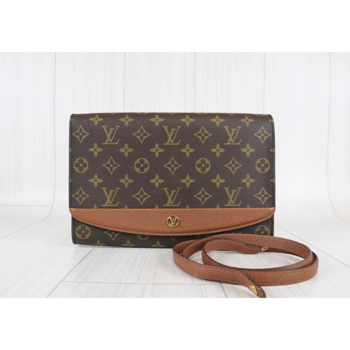 Rank A ｜ LV Monogram Bordeaux GM Shoulder Bag ｜031009