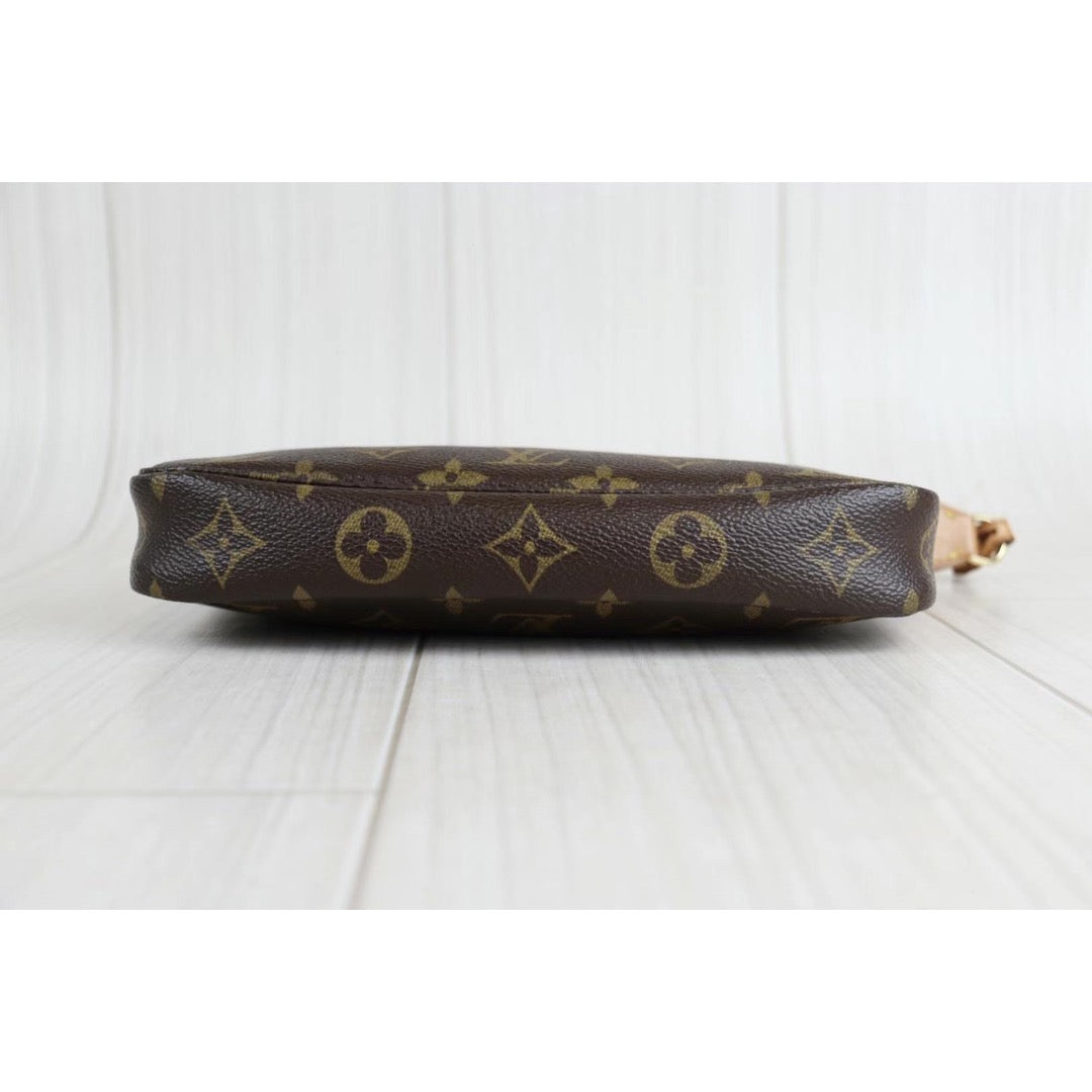 Rank A ｜ LV Monogram Pochette Accessoires ｜22102503