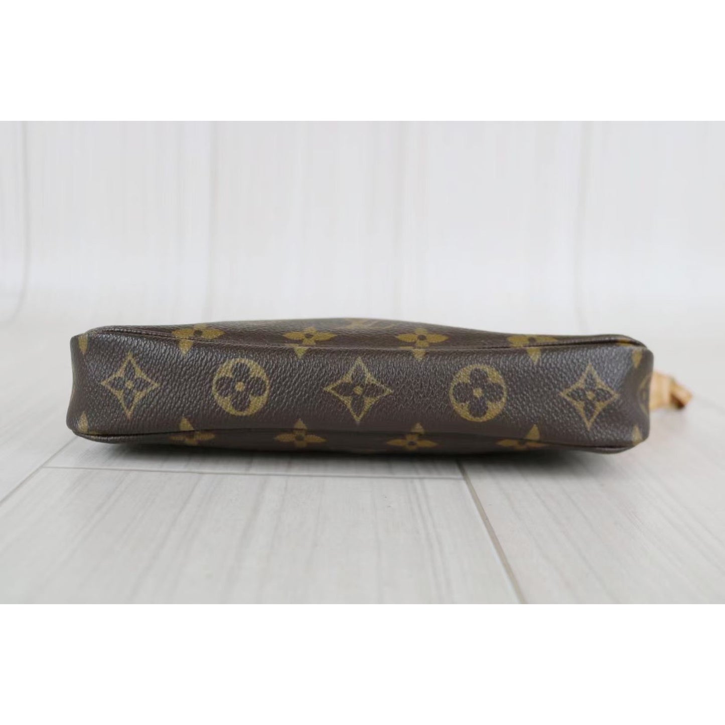 Rank A ｜ LV Monogram Pochette Accessoires ｜042513