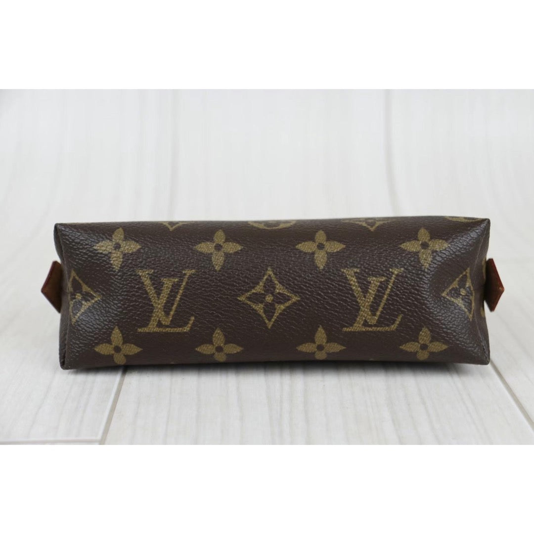 Rank A ｜ LV Monogram Cosmetic Pouch ｜22110401