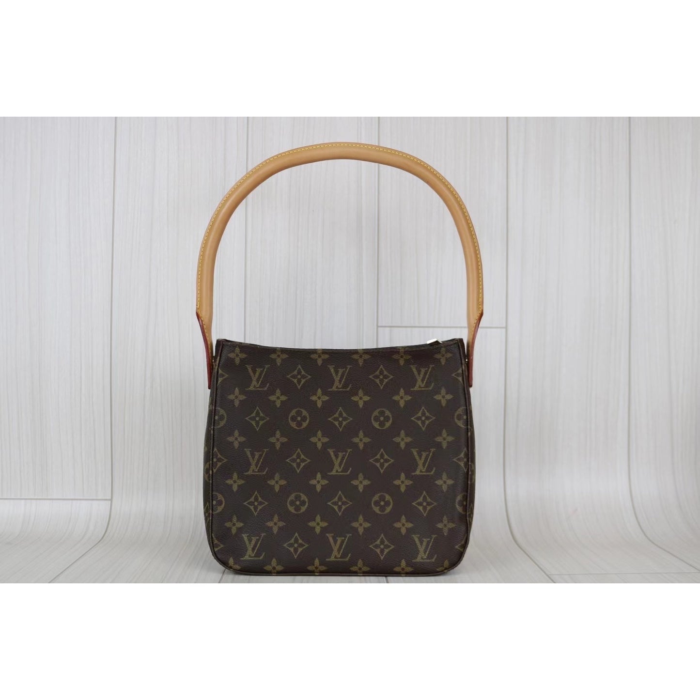 Rank A ｜ LV Monogram Looping MM Shoulder Bag ｜051608