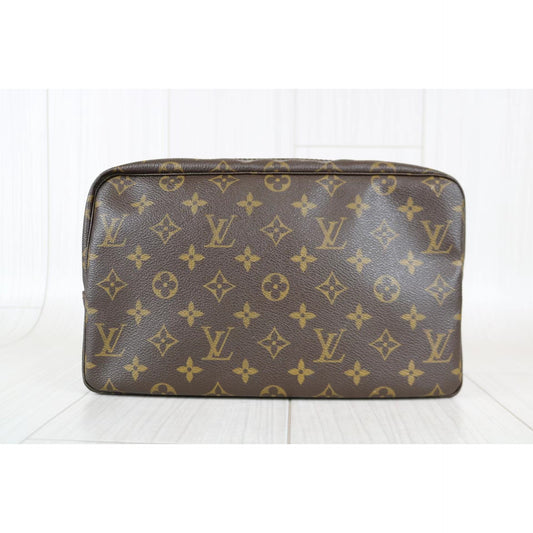 Rank A ｜ LV Truth Toilet 28 Monogram Makeup Pouch｜030805