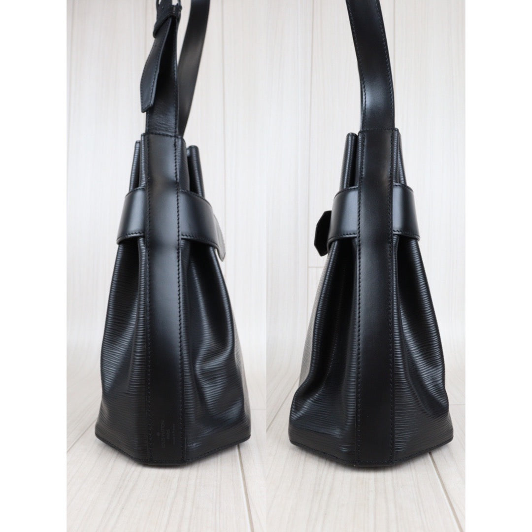 Rank A ｜ LV Epi Sack de Paul Shoulder Bag｜23042208