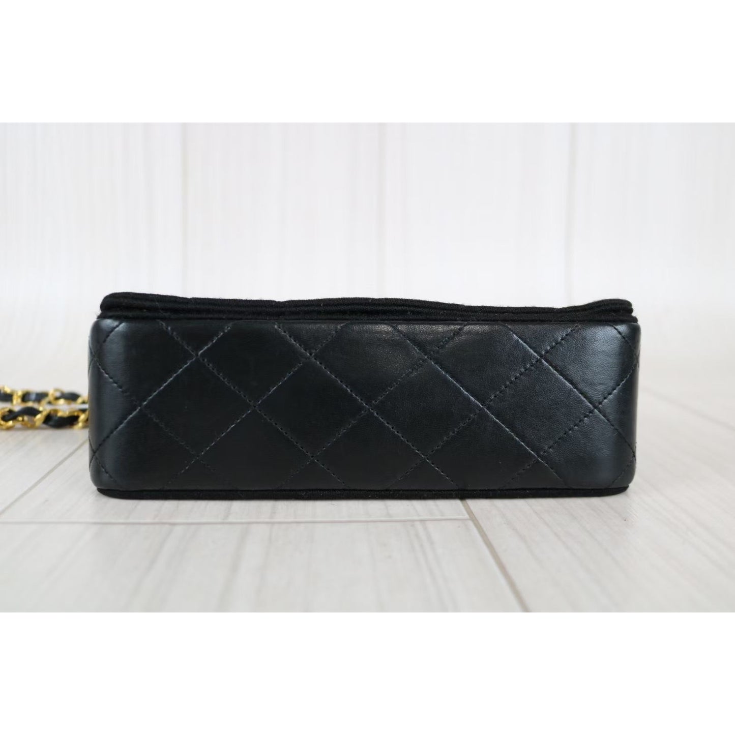 Rank A ｜ CHANEL CF Shoulder Bag ｜051023