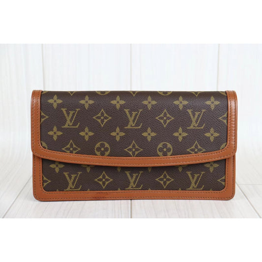W-Rank A ｜ LV Monogram Vintage Clutch Bag