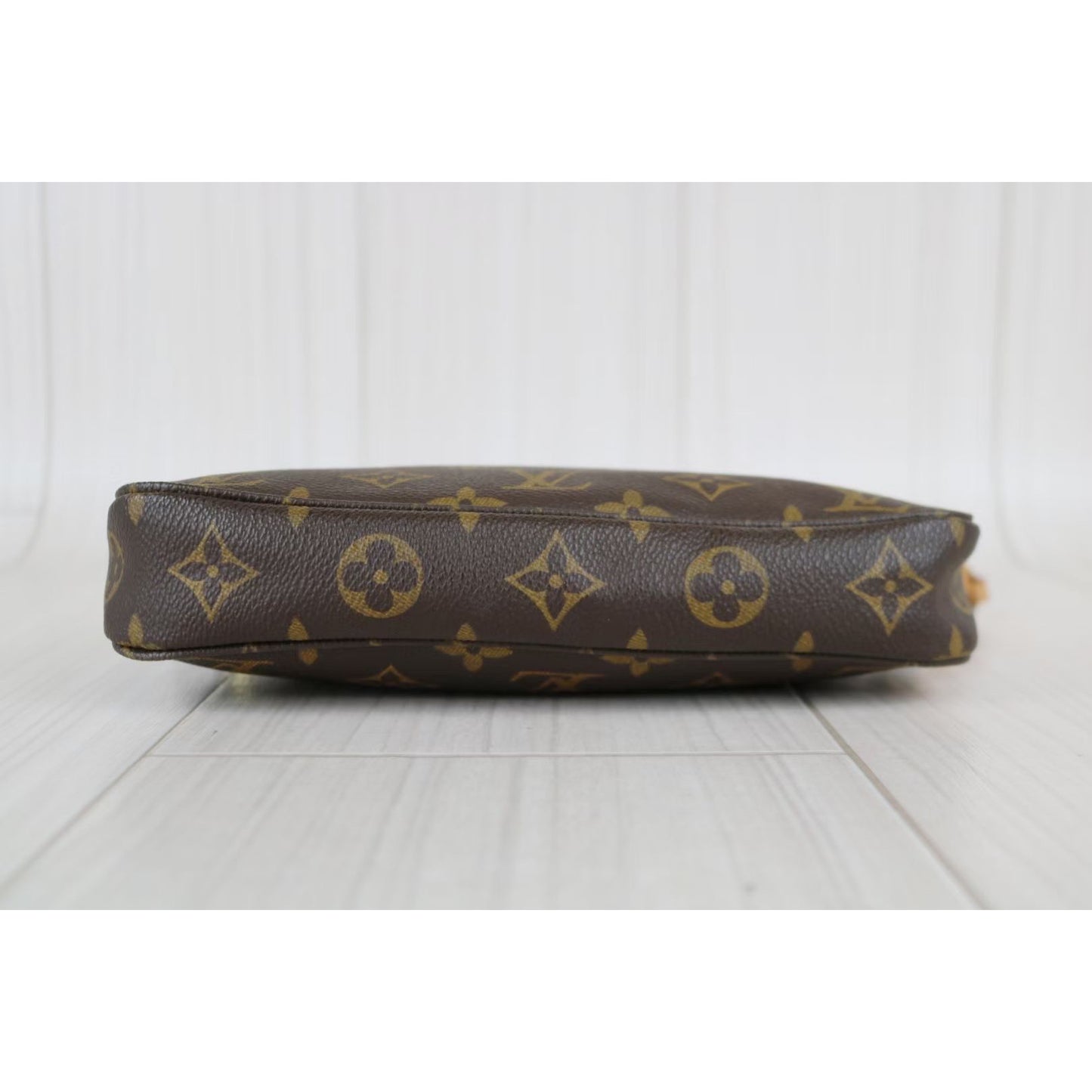 Rank A ｜ LV Monogram Pochette Accessoires ｜052407