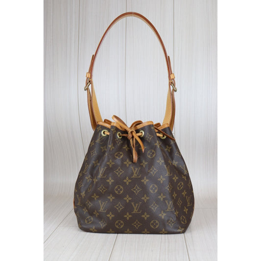 Rank AB ｜ LV Monogram Petit Noe Shoulder Bag ｜22121902