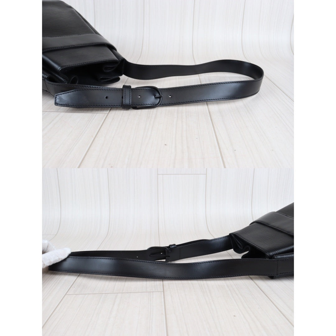 Rank A ｜ LV Epi Sack de Paul Shoulder Bag｜23042208
