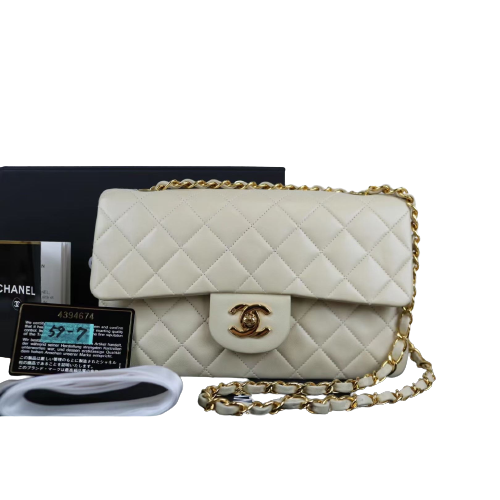 Rank A ｜ CHANEL Matrasse Lamb Skin Chain Shoulder Bag ｜032414