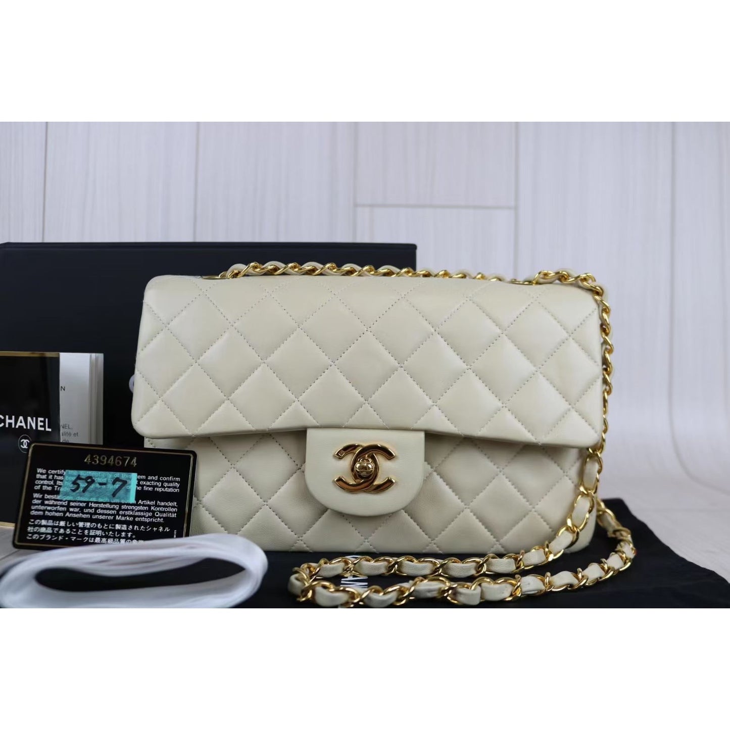 Rank A ｜ CHANEL Matrasse Lamb Skin Chain Shoulder Bag ｜032414