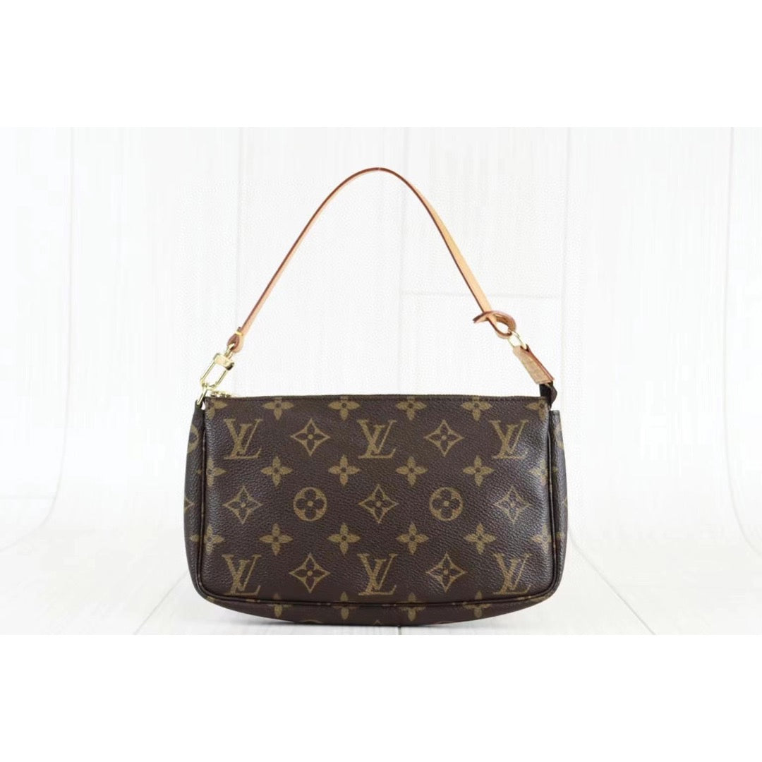 Rank A ｜ LV Monogram Pochette Accessoires ｜080103