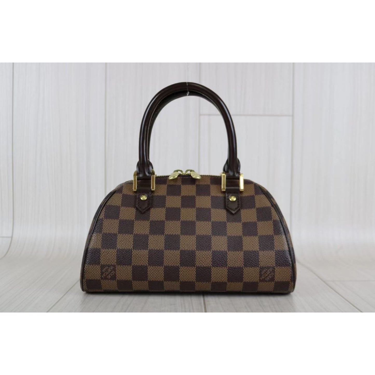 Rank SA ｜ LV Damier Handbag ｜041809