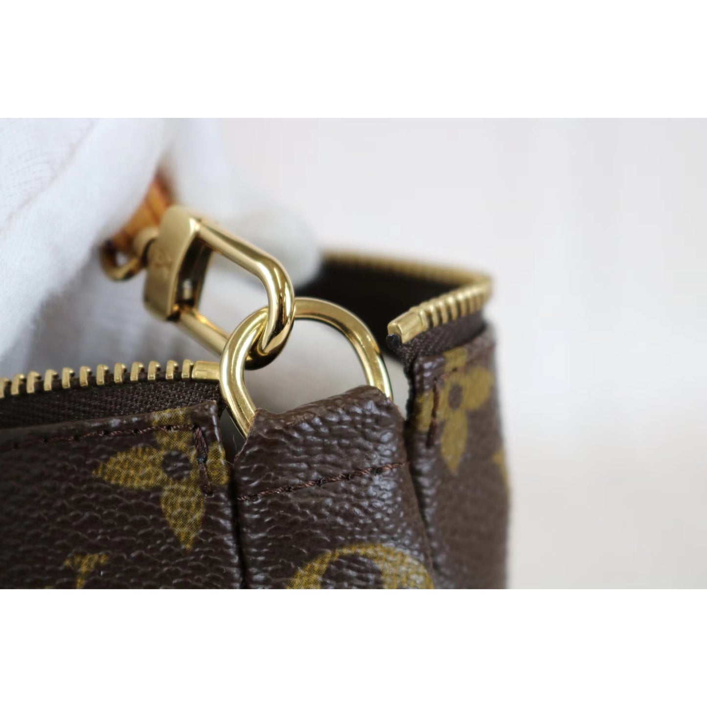 Rank A ｜ LV Monogram Pochette Accessoires ｜050905