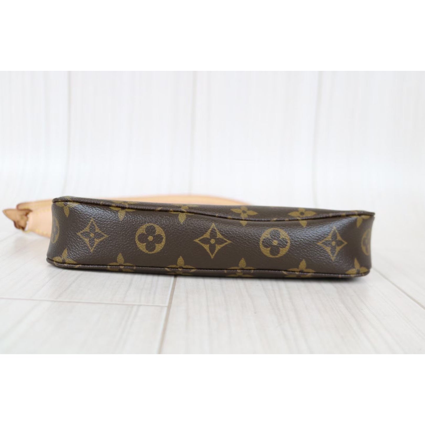 Rank A ｜ LV Monogram Pochette Accessoires ｜021402