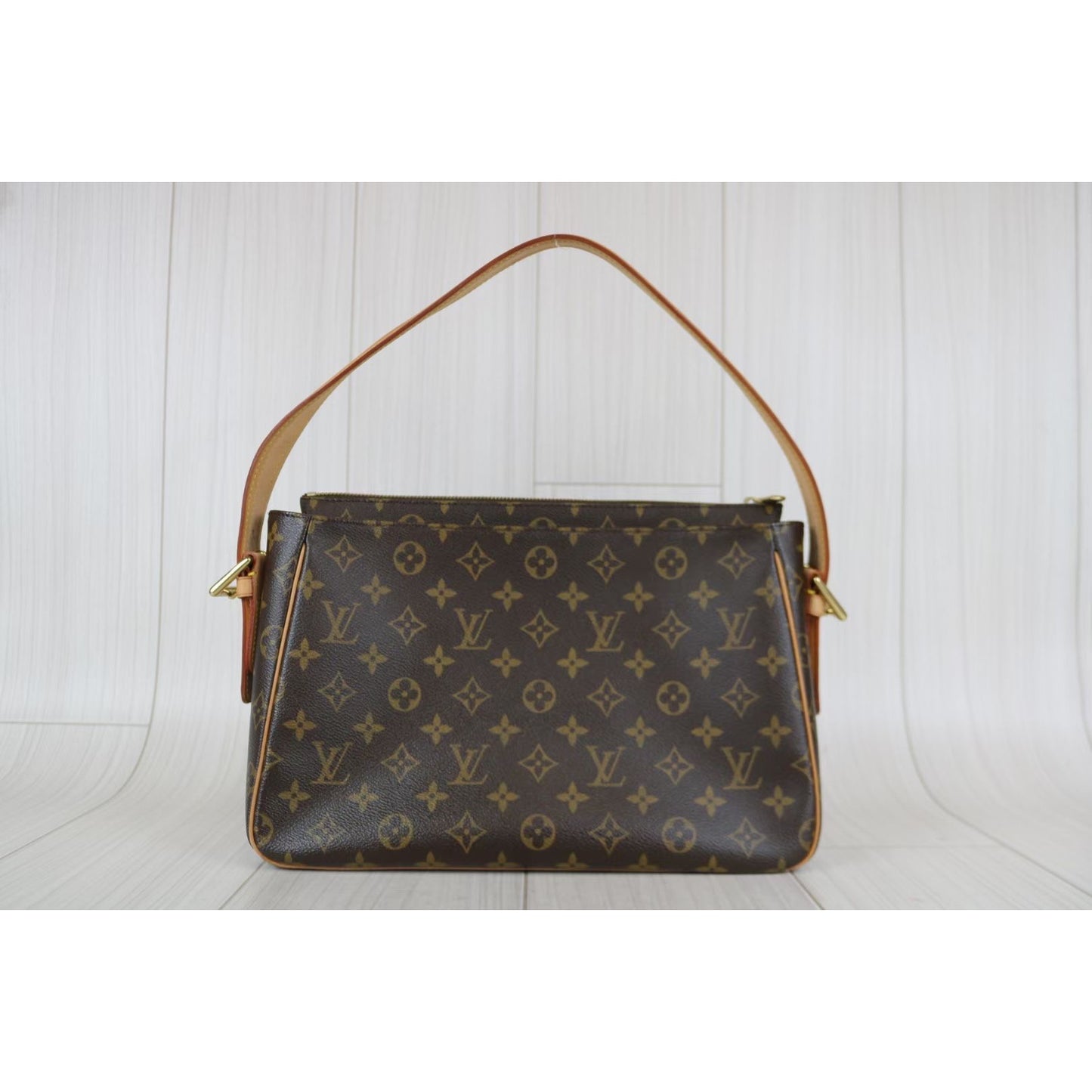 Rank A ｜LV Monogram Viva Cite GM Shoulder Bag｜030703