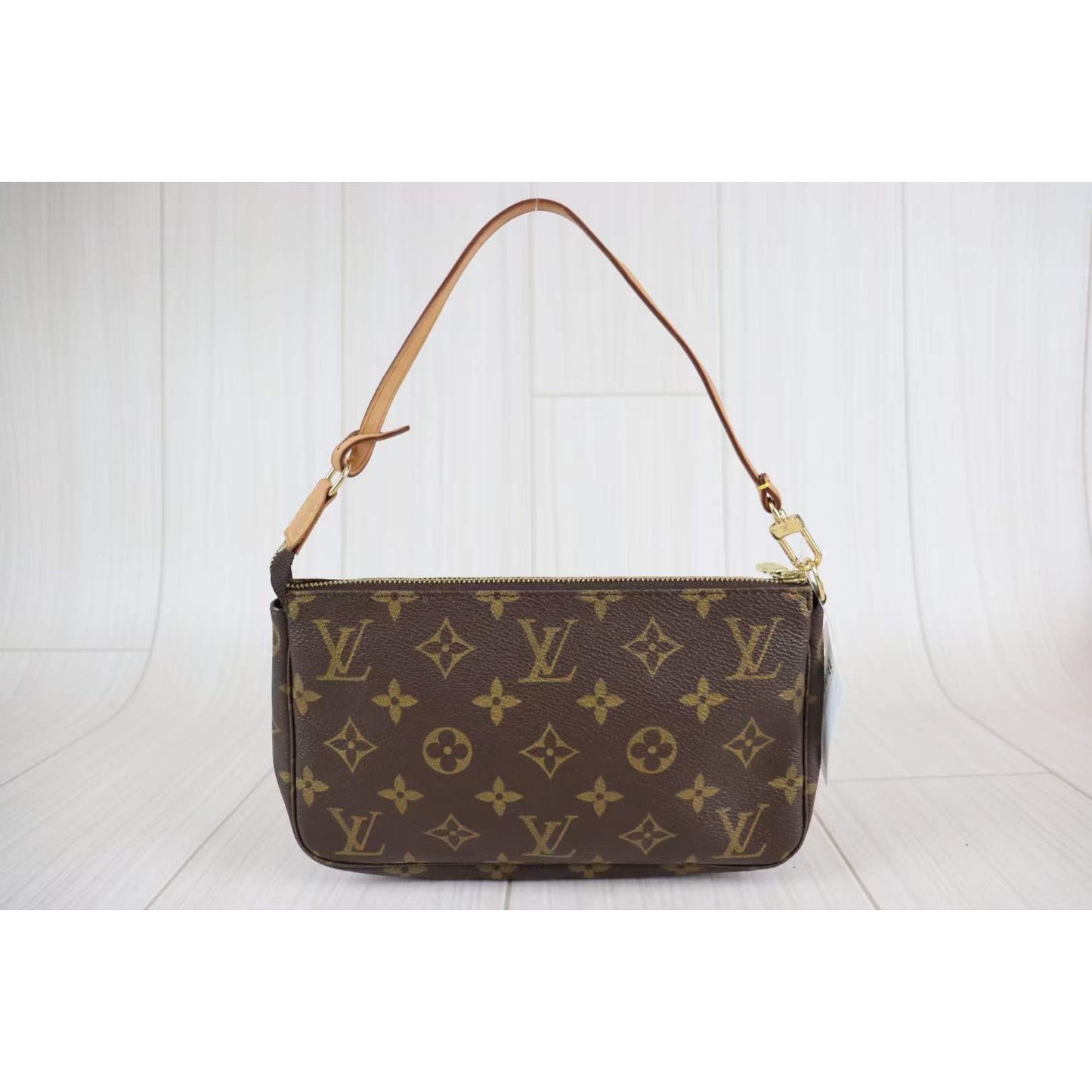 Rank A ｜ LV Monogram Pochette Accessoires ｜090606