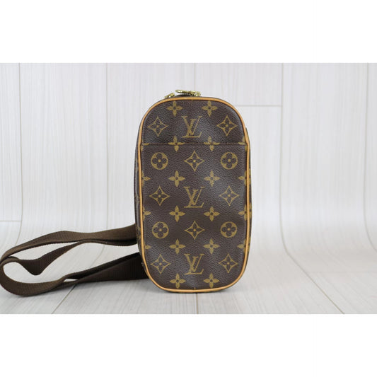 Rank A ｜ LV Monogram Pochette Ganju Shoulder Bag Body Bag ｜042001