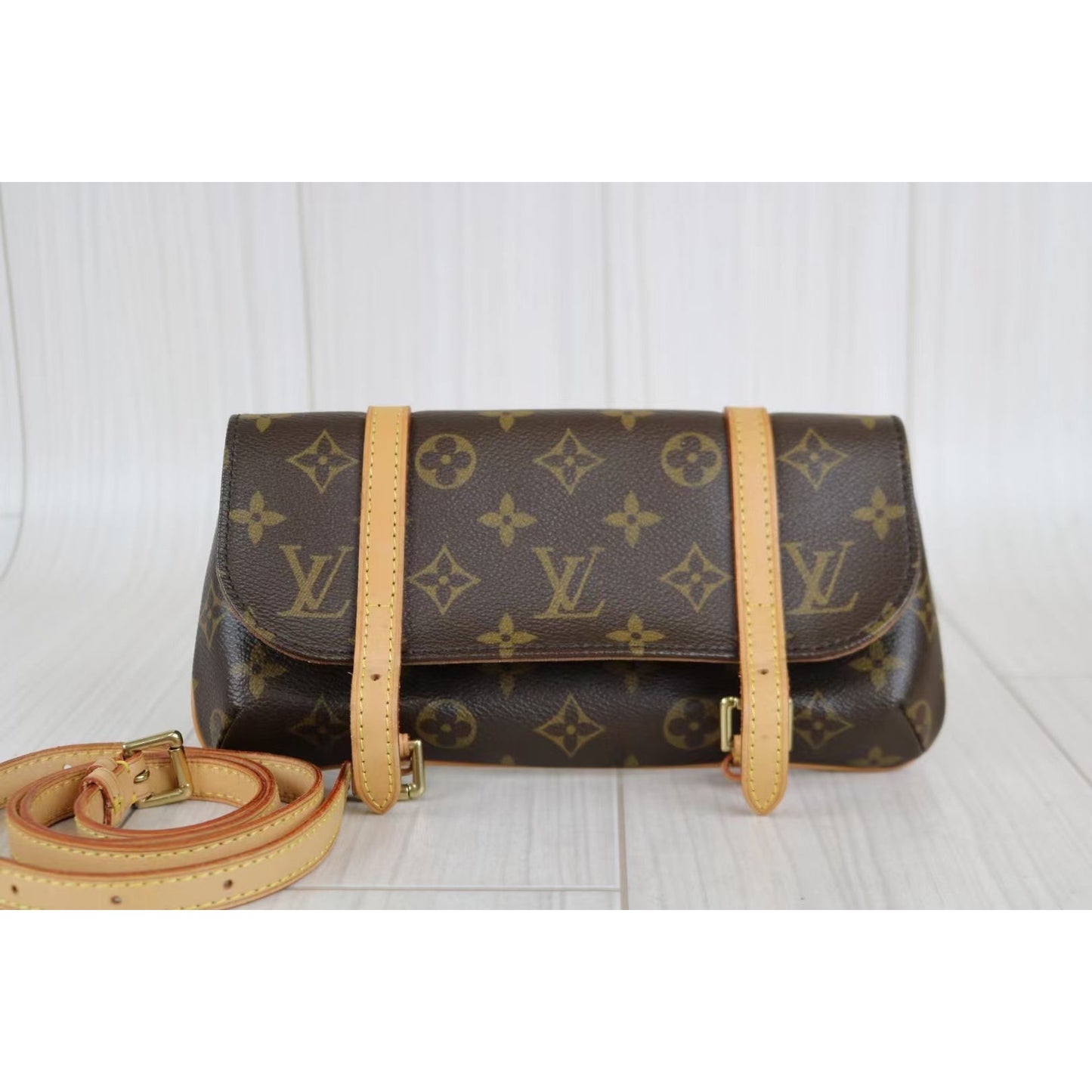 Rank A ｜LV Monogram Pochette Marel Shoulder bag｜020715