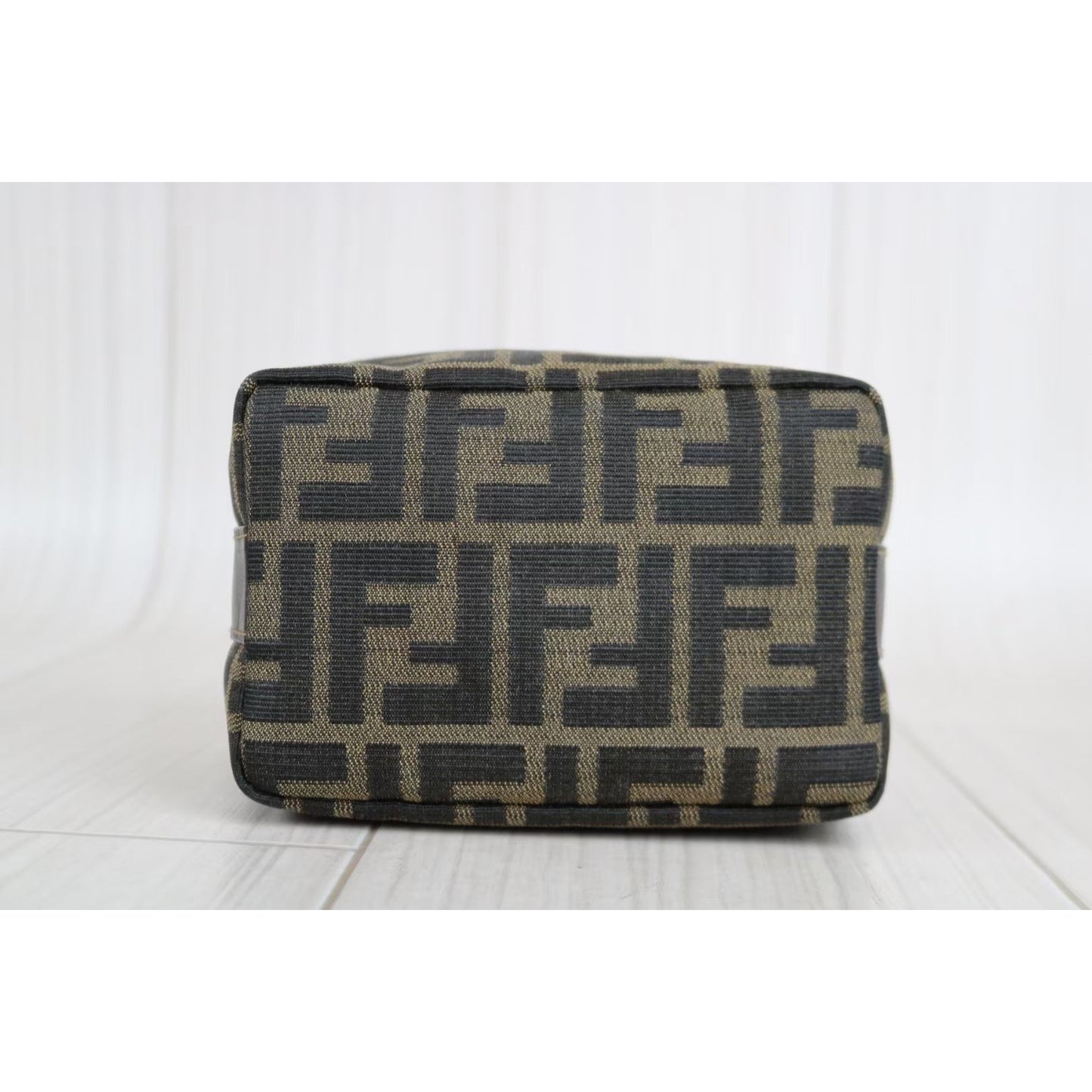 Rank AB ｜ FENDI Zucca Handbag ｜020713