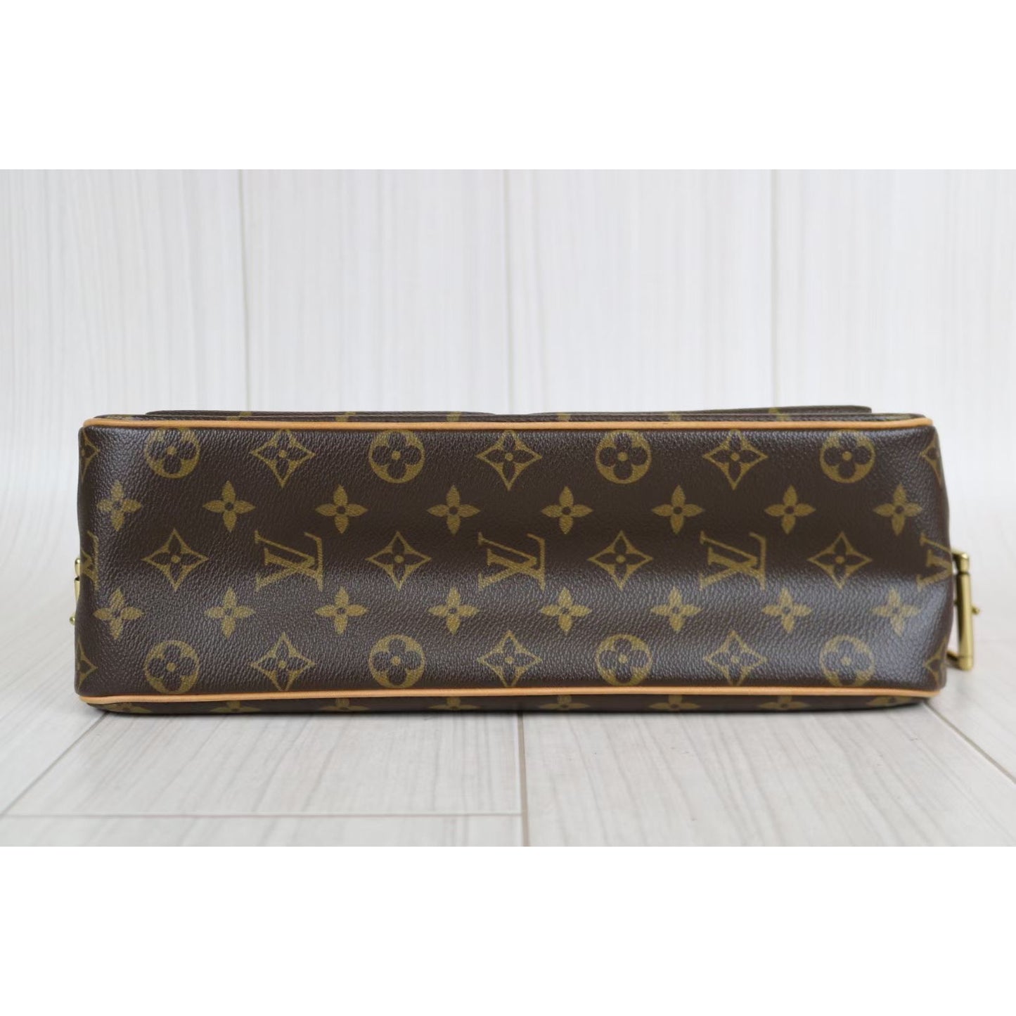 Rank A ｜LV Monogram Viva Cite GM Shoulder Bag｜020909