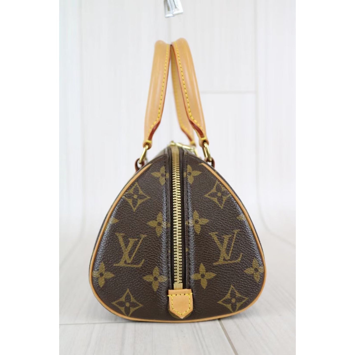 Rank A ｜ LV Monogram  Handbag ｜042101