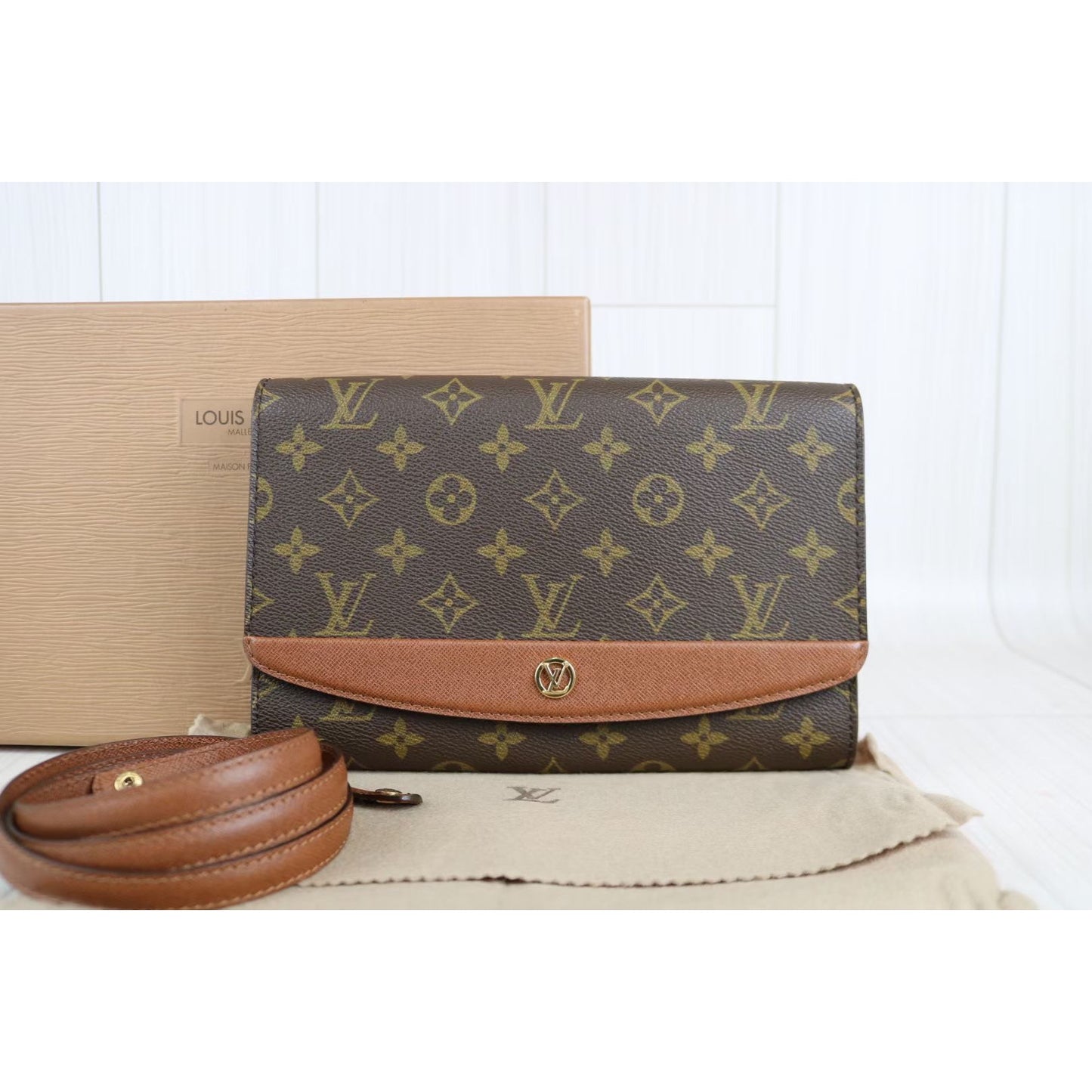 Rank A ｜ LV Monogram Bordeaux MM Shoulder Bag ｜031807